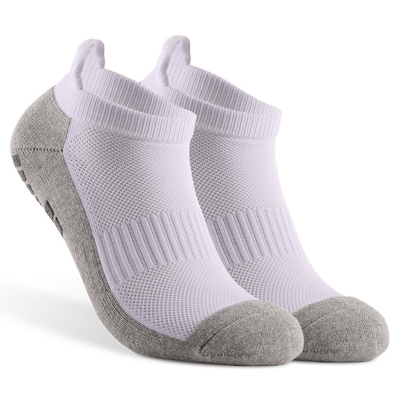 Stylish breathable non-slip sports socks with grey silicone soles, perfect for unisex football players. Model SF0829.